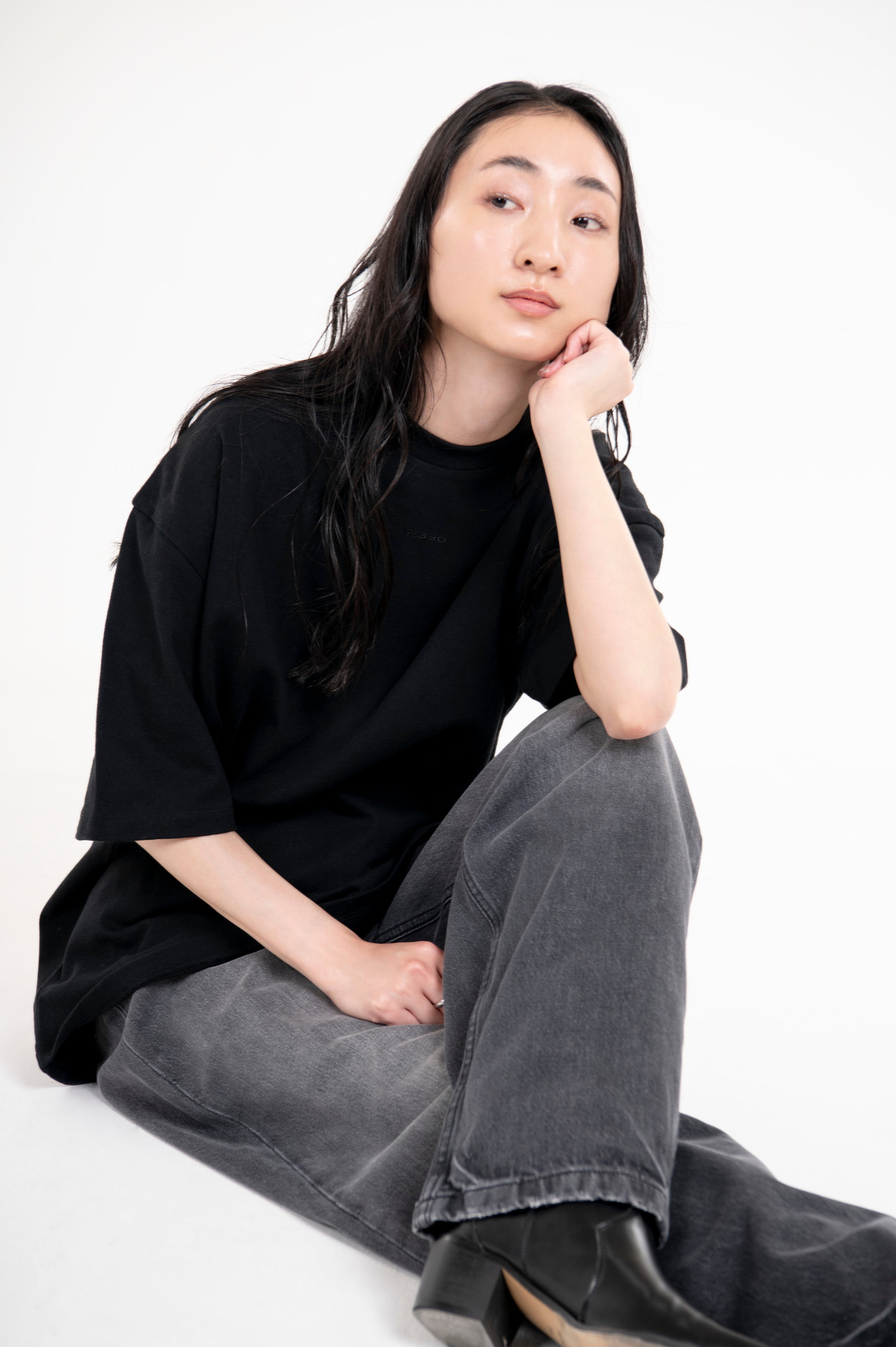 TSURIAMI UNISEX OVERSIZED TEE BLACK