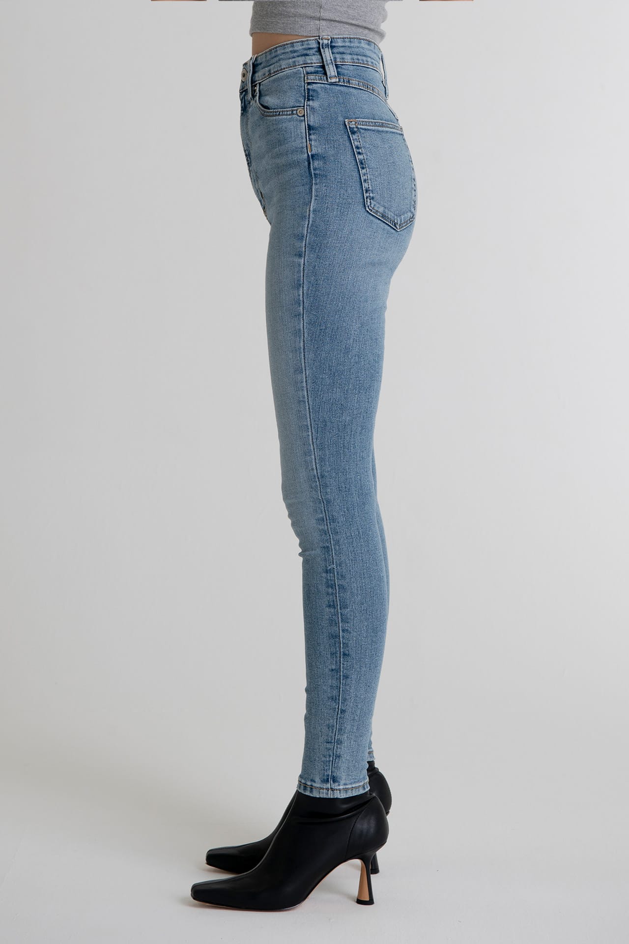 High Rise Skinny Vintage Wash - L. Indigo half side