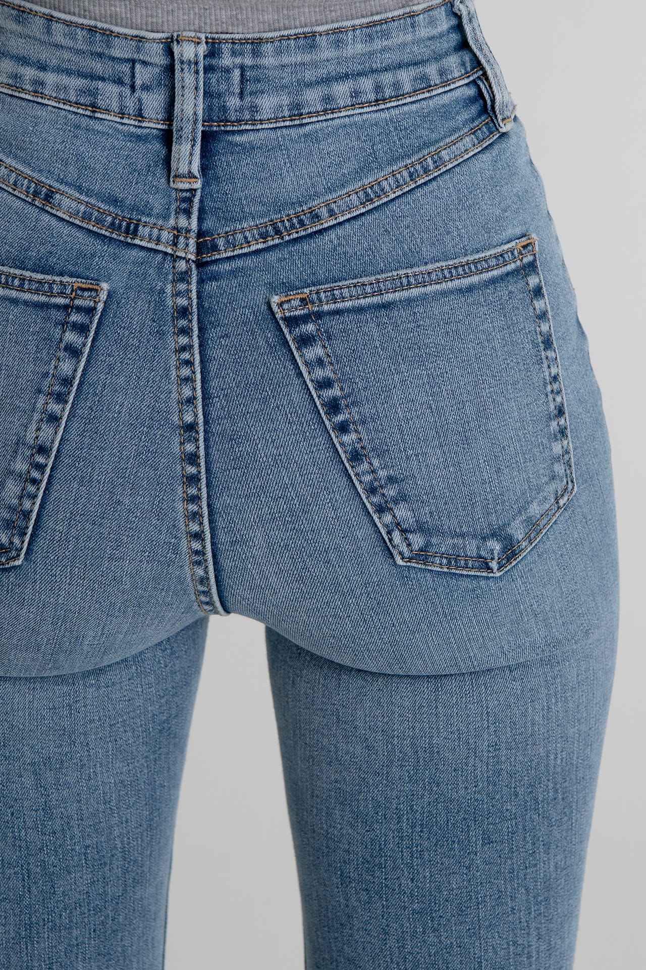 High Rise Skinny Vintage Wash - L. Indigo back side