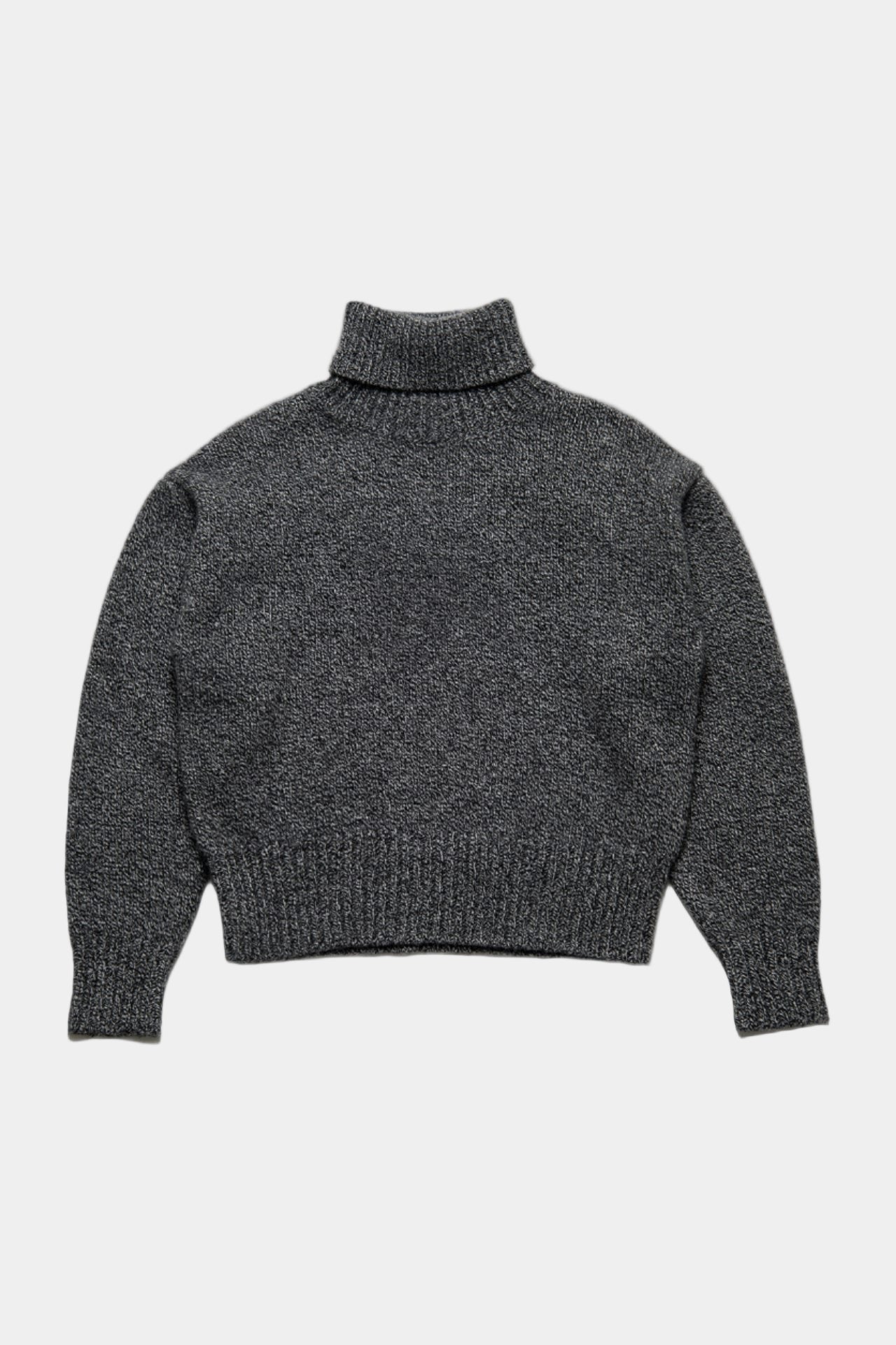 Turtle Neck Knit Sweater Magpie