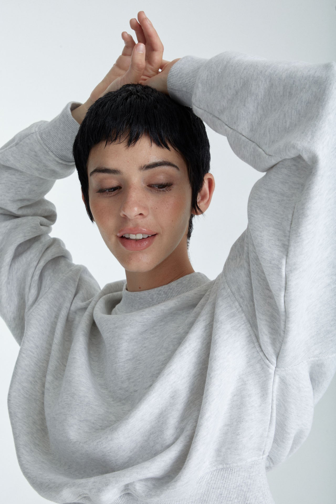 Cropped Mock Neck Crew Sweat Ash Grey