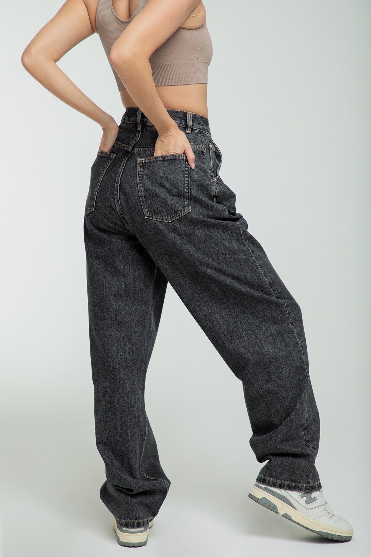 Wide Tapered Charcoal