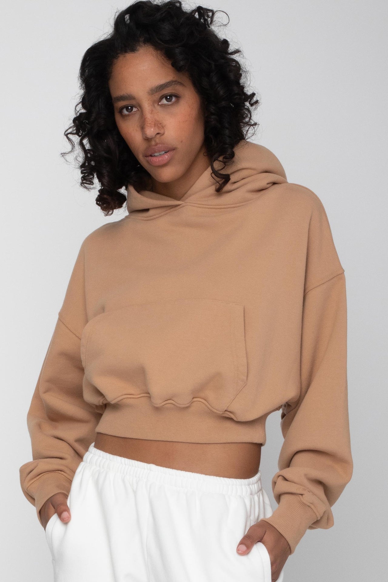 Cropped Pullover Hoodie Light Brown