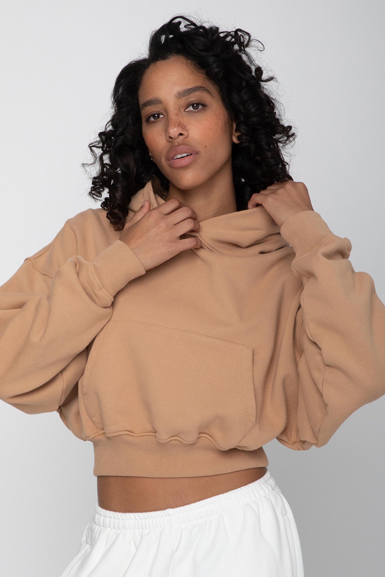 Cropped Pullover Hoodie Light Brown