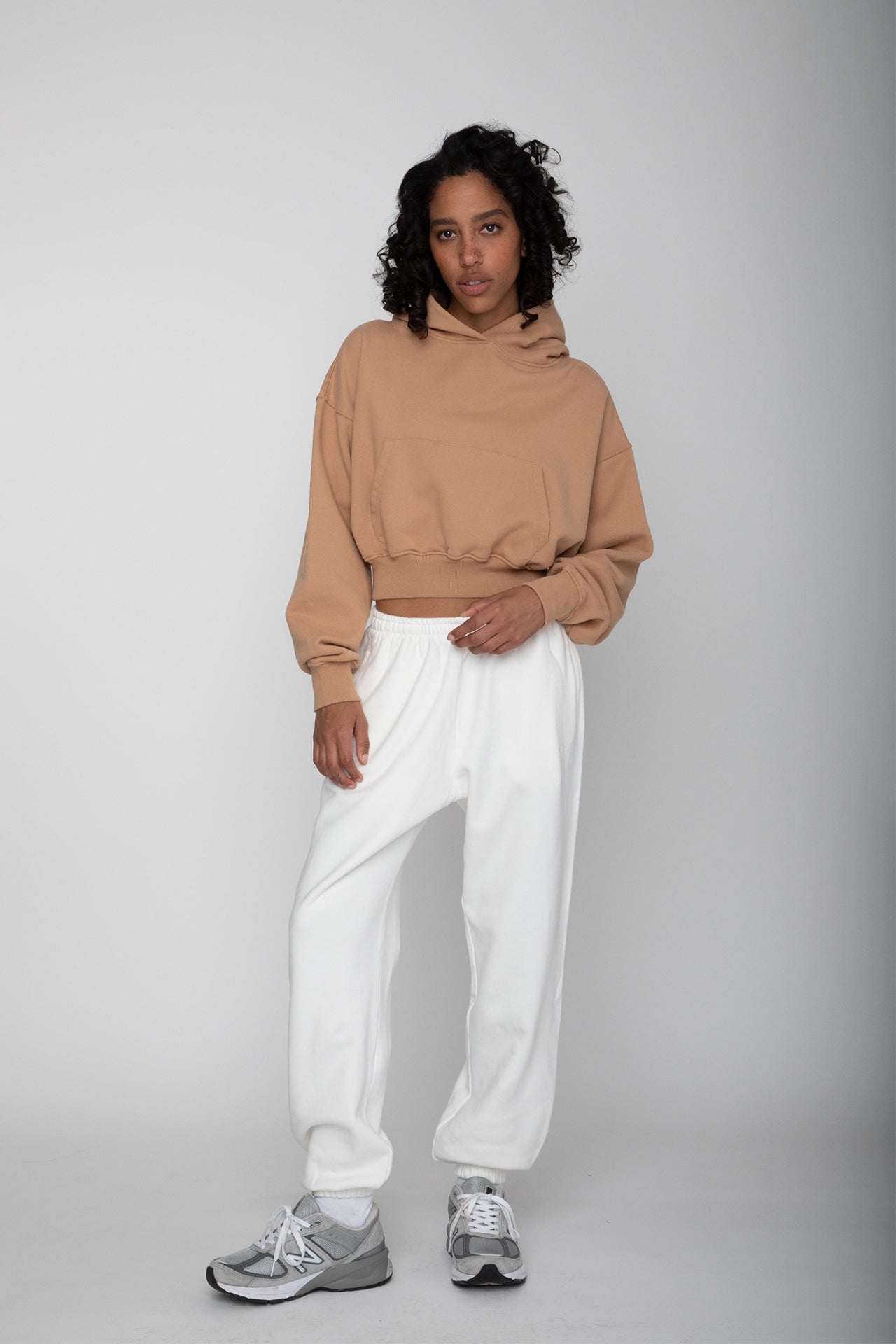 Cropped Pullover Hoodie Light Brown