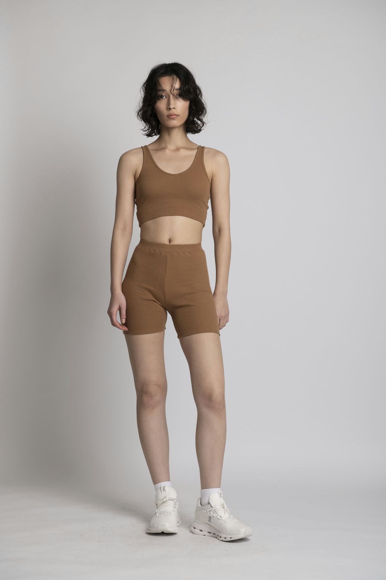 Neo Fitted Cropped Tank Beige