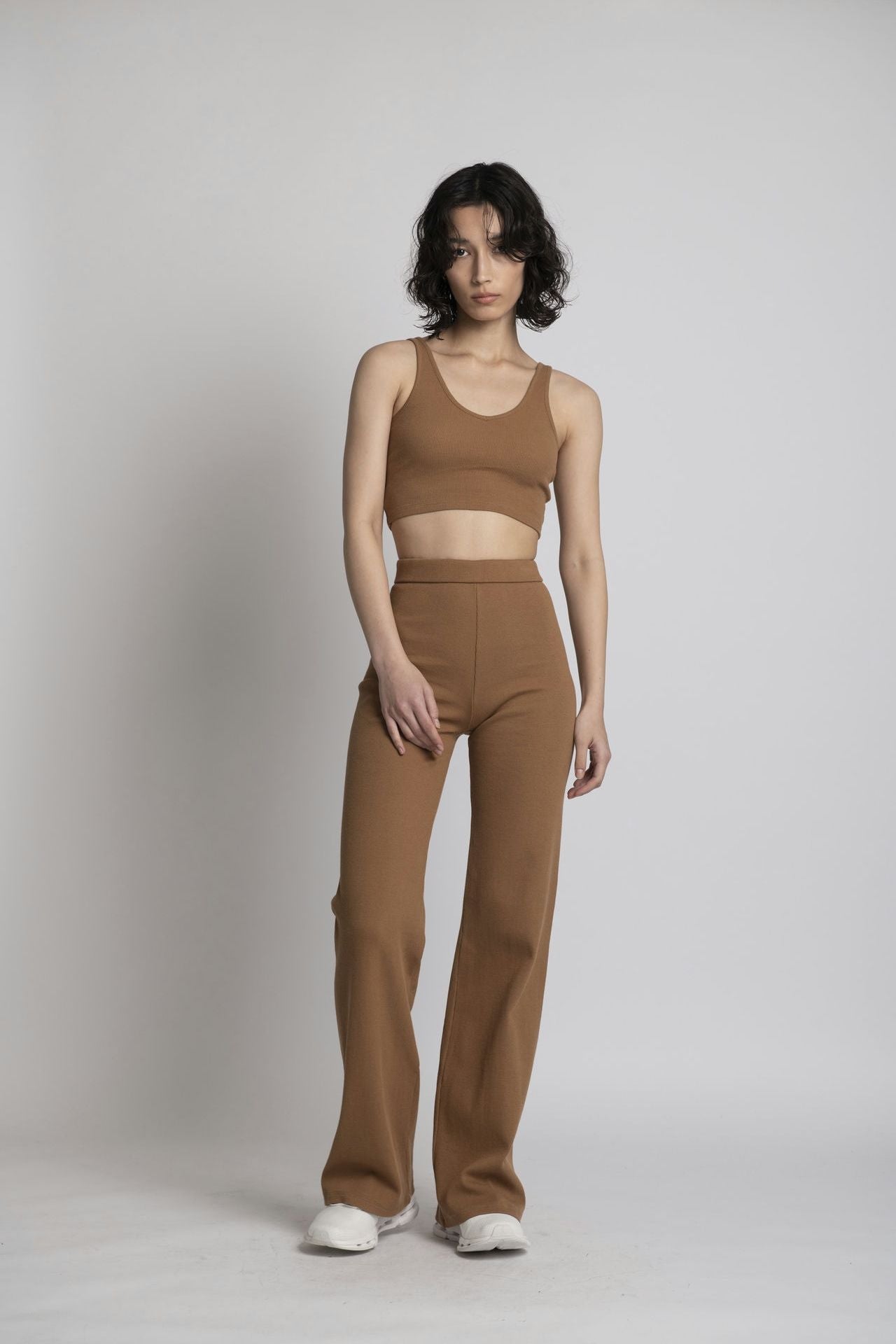 Neo Fitted Cropped Tank Beige