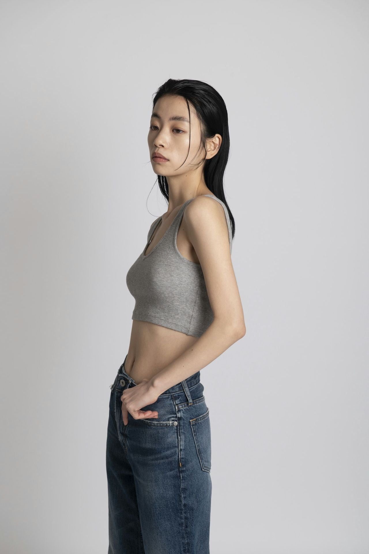 Neo Fitted Cropped Tank Gray