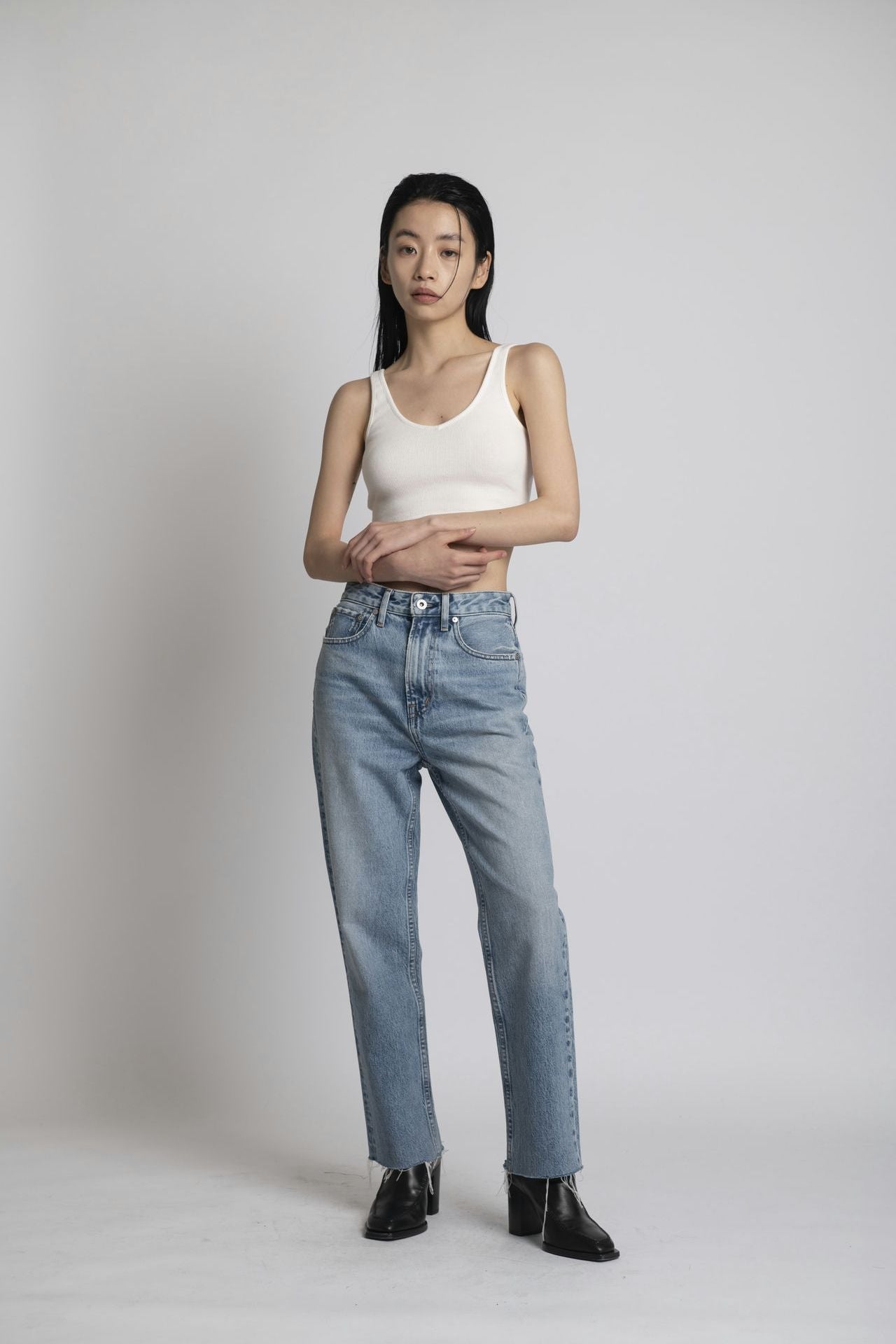 Neo Fitted Cropped Tank White