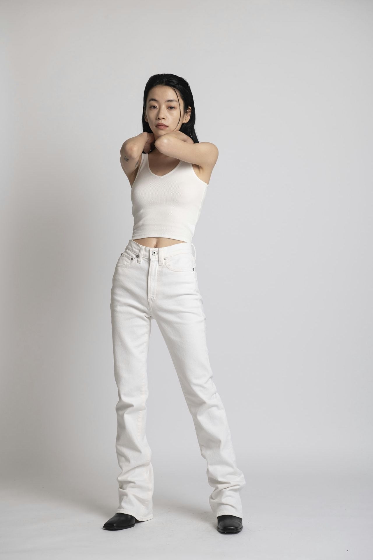 Neo Fitted Tank White