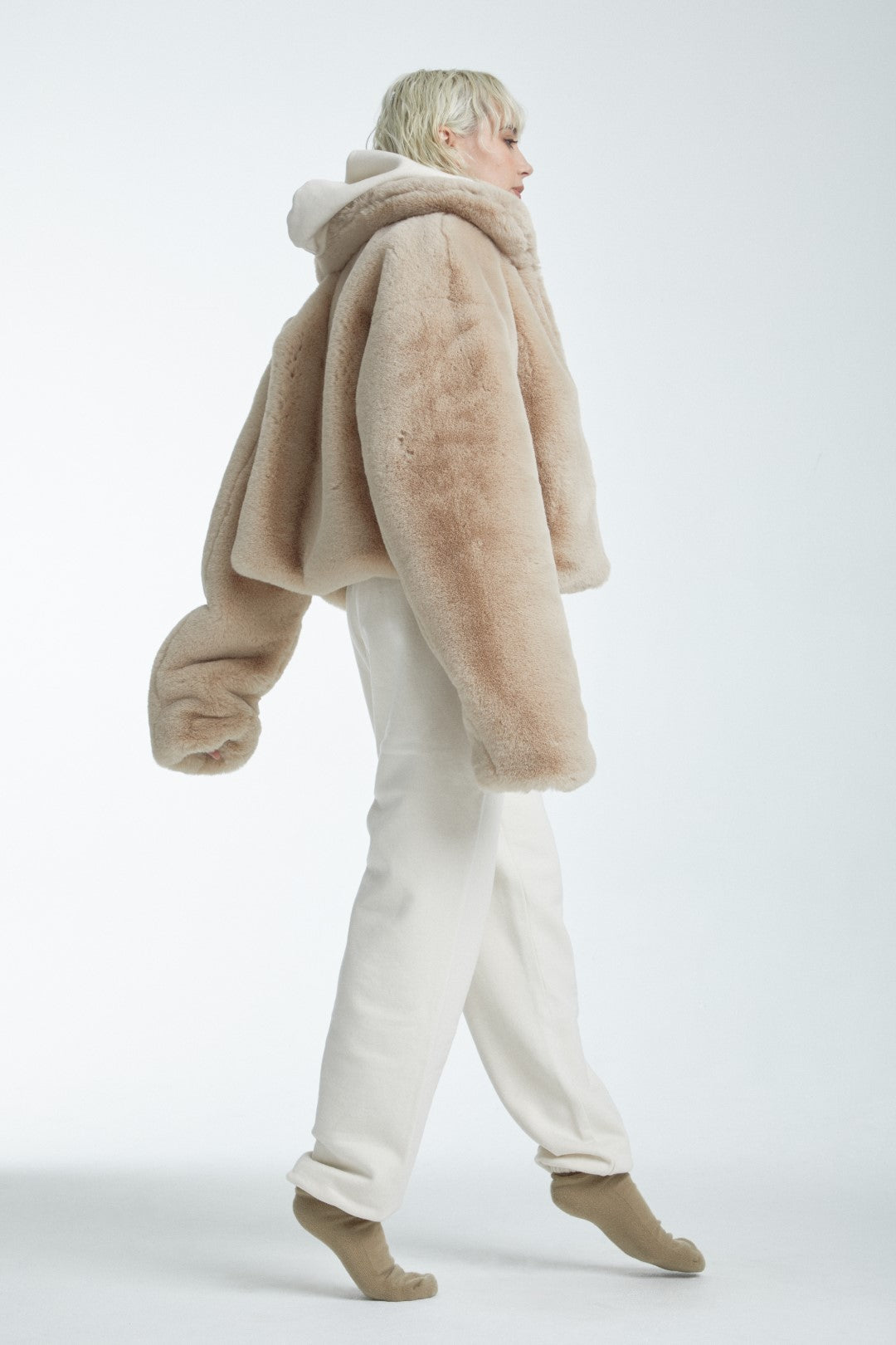 Eco-Fur Cropped Jacket - Beige Model side