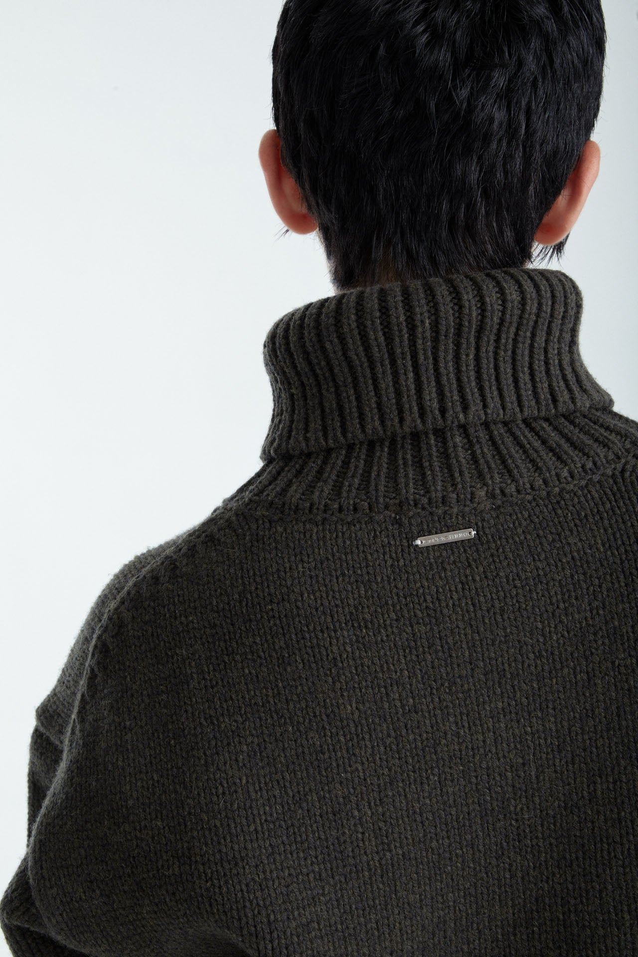 Turtle Neck Knit Sweater Olive