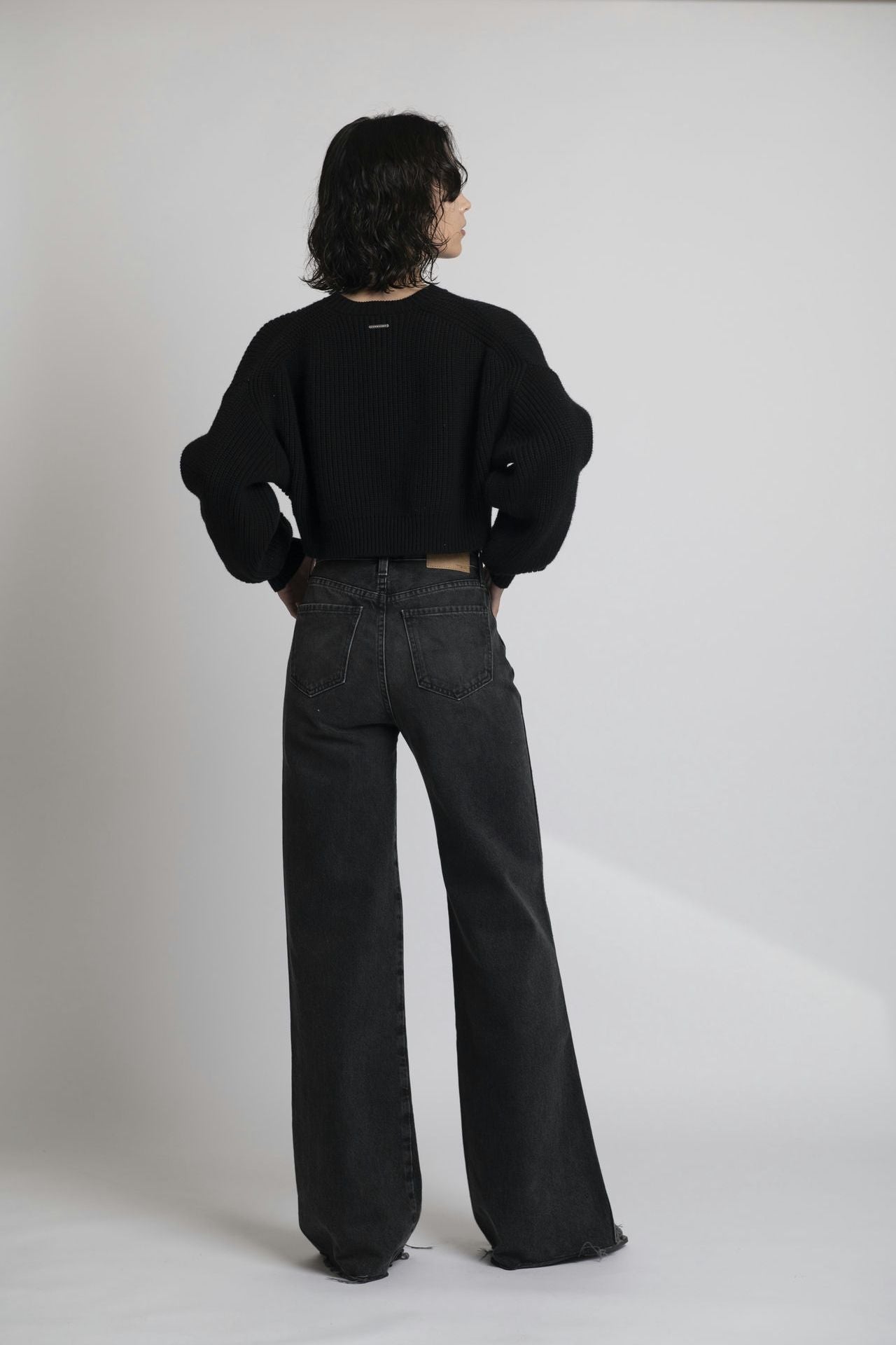 Organic Cotton Cropped Knit Black
