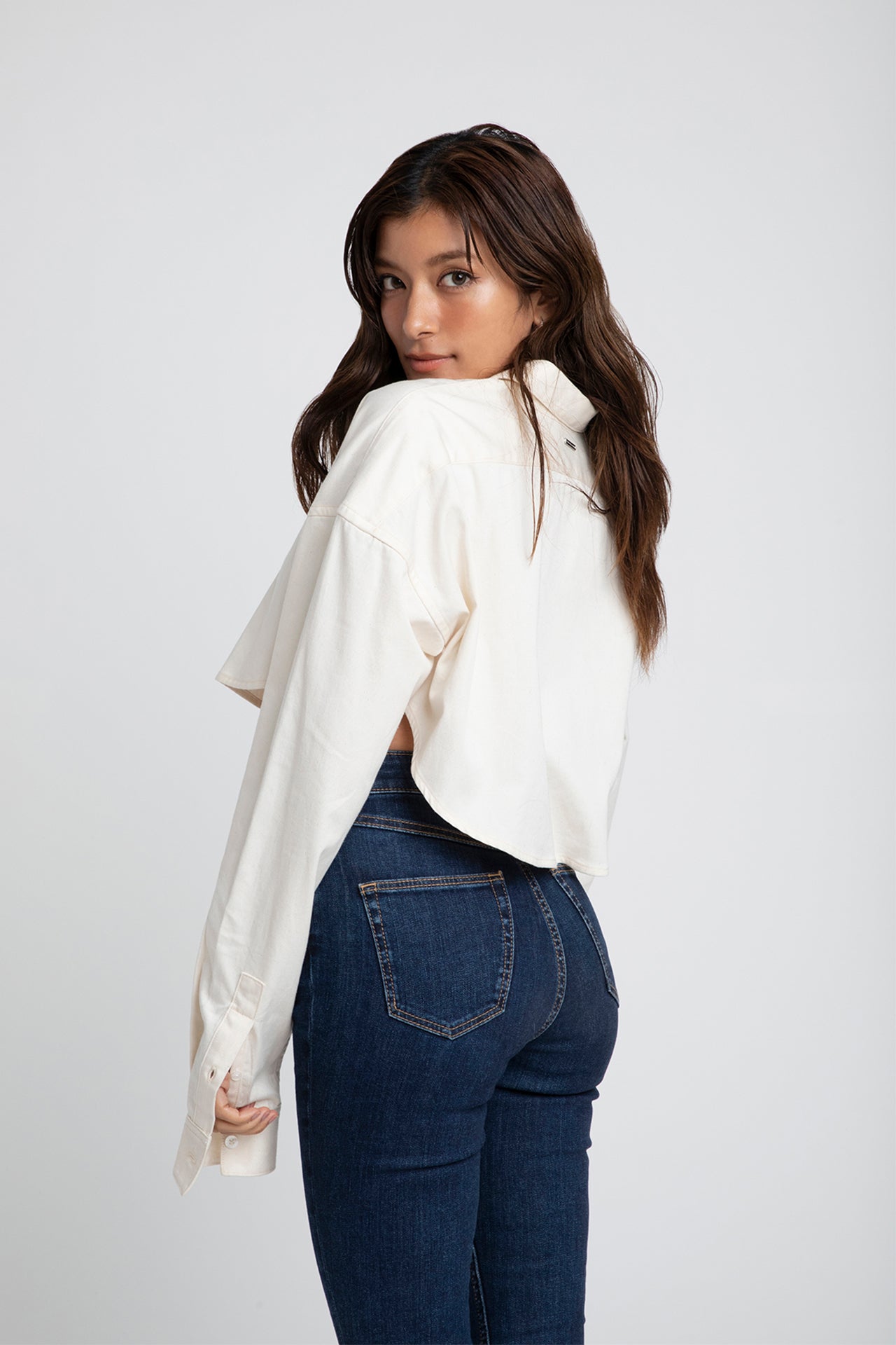 Ecru Cotton Shirt - Cropped Fit Model 1