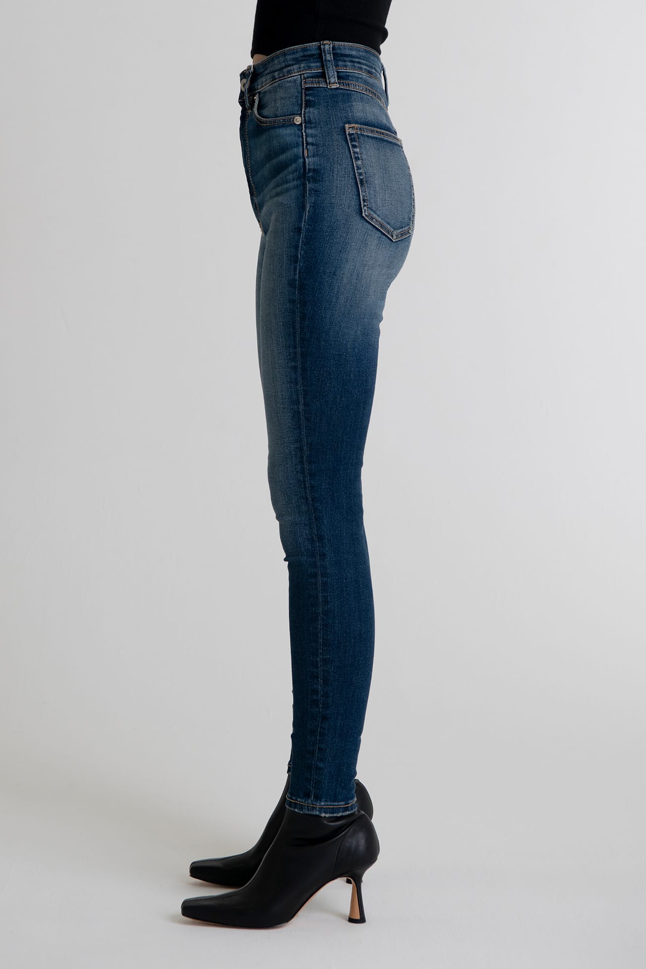 High Rise Skinny Vintage Wash - Dark Indigo side half