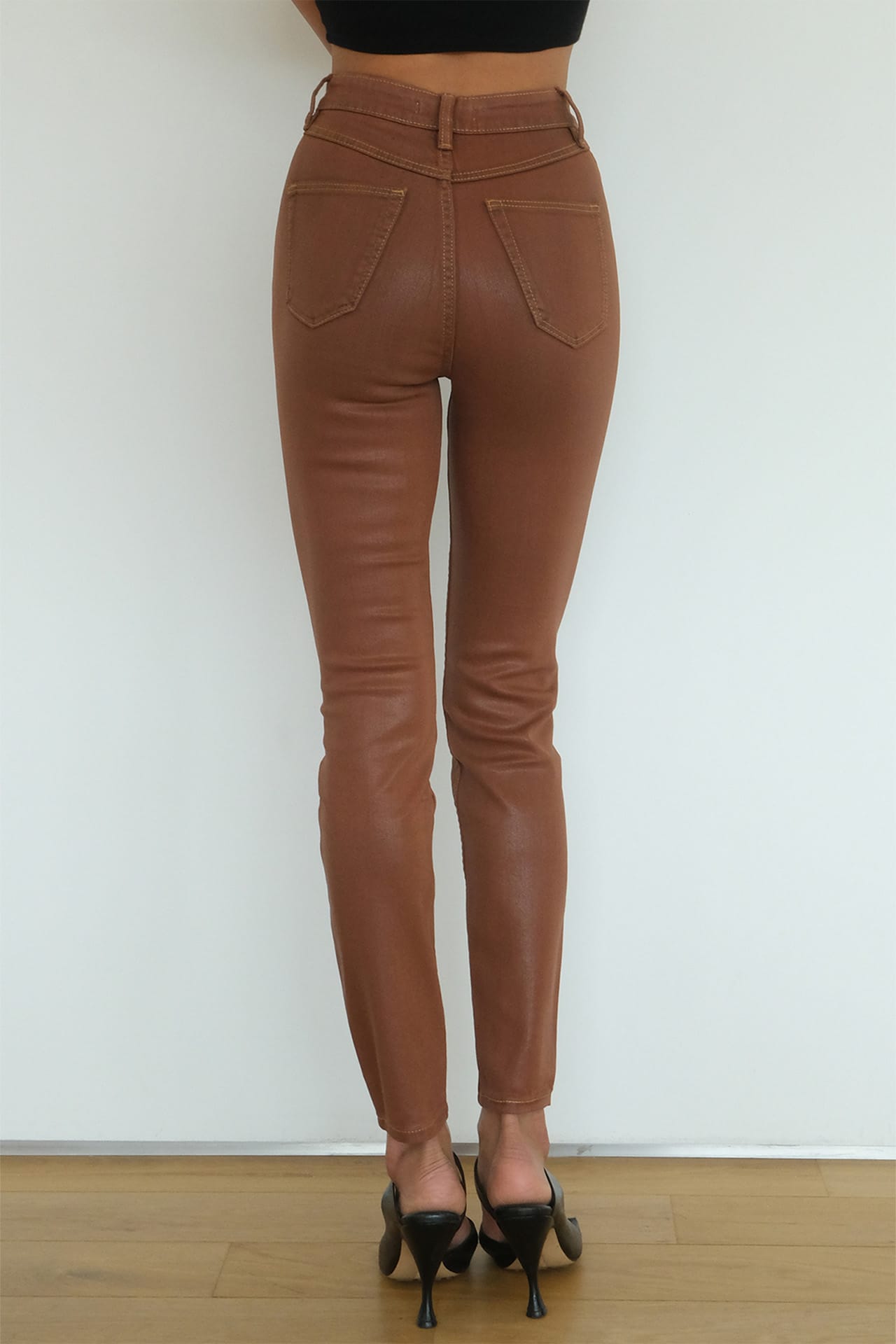 Coated High Rise Skinny - Light Brown Model half back