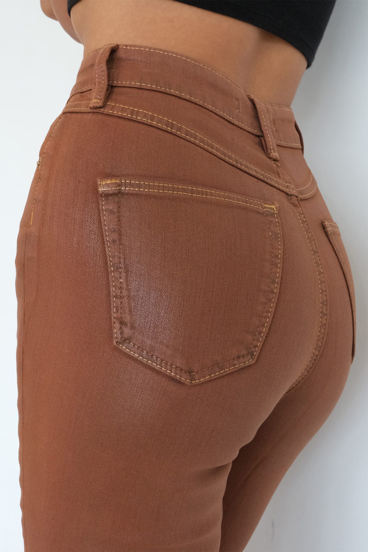 Coated High Rise Skinny - Light Brown Model side back