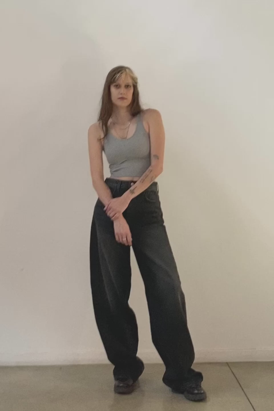 BAGGY WIDE FIT - Black Video