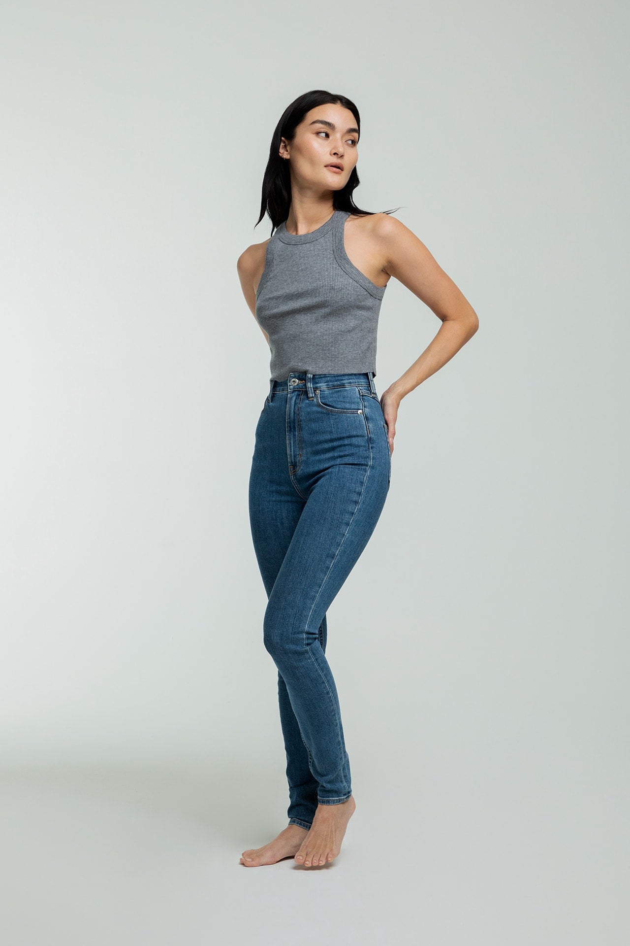 High Rise Skinny - Blue model full front