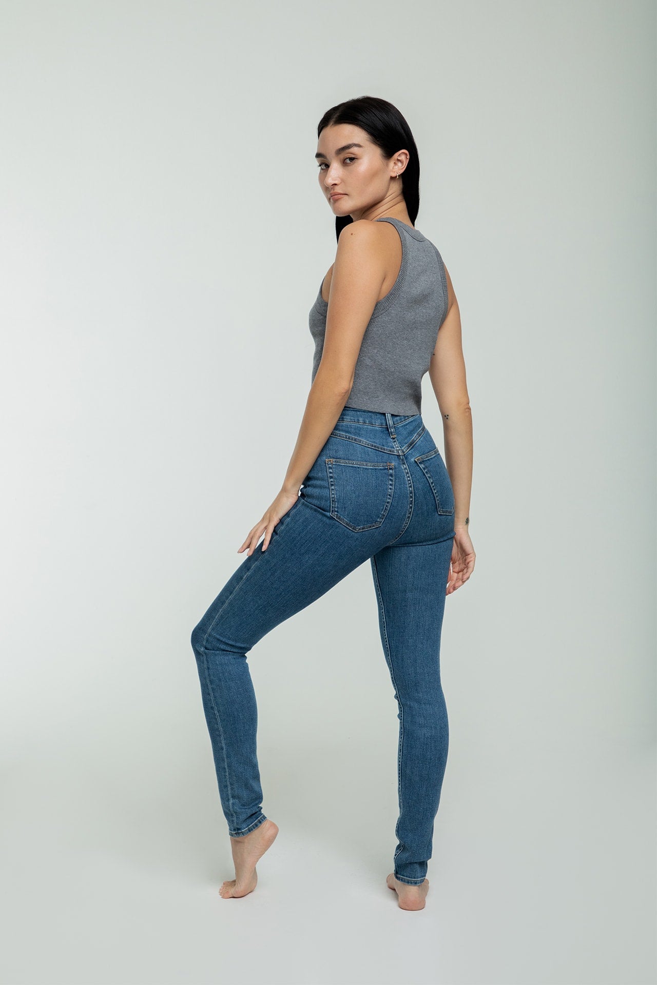 High Rise Skinny - Blue model back 1