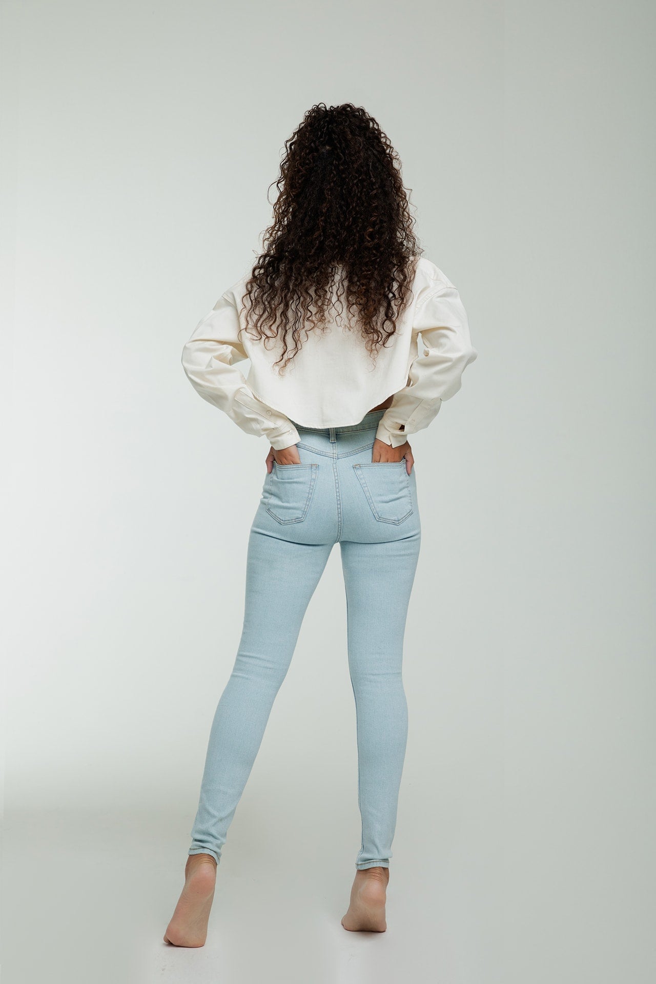 High Rise Skinny - Light blue model back