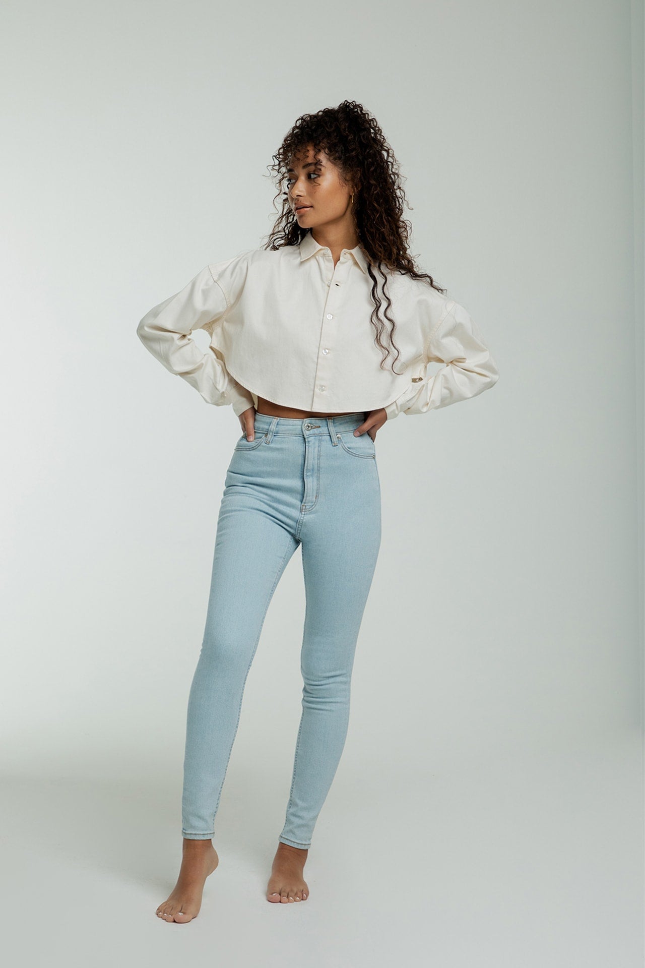 High Rise Skinny - Light blue model front