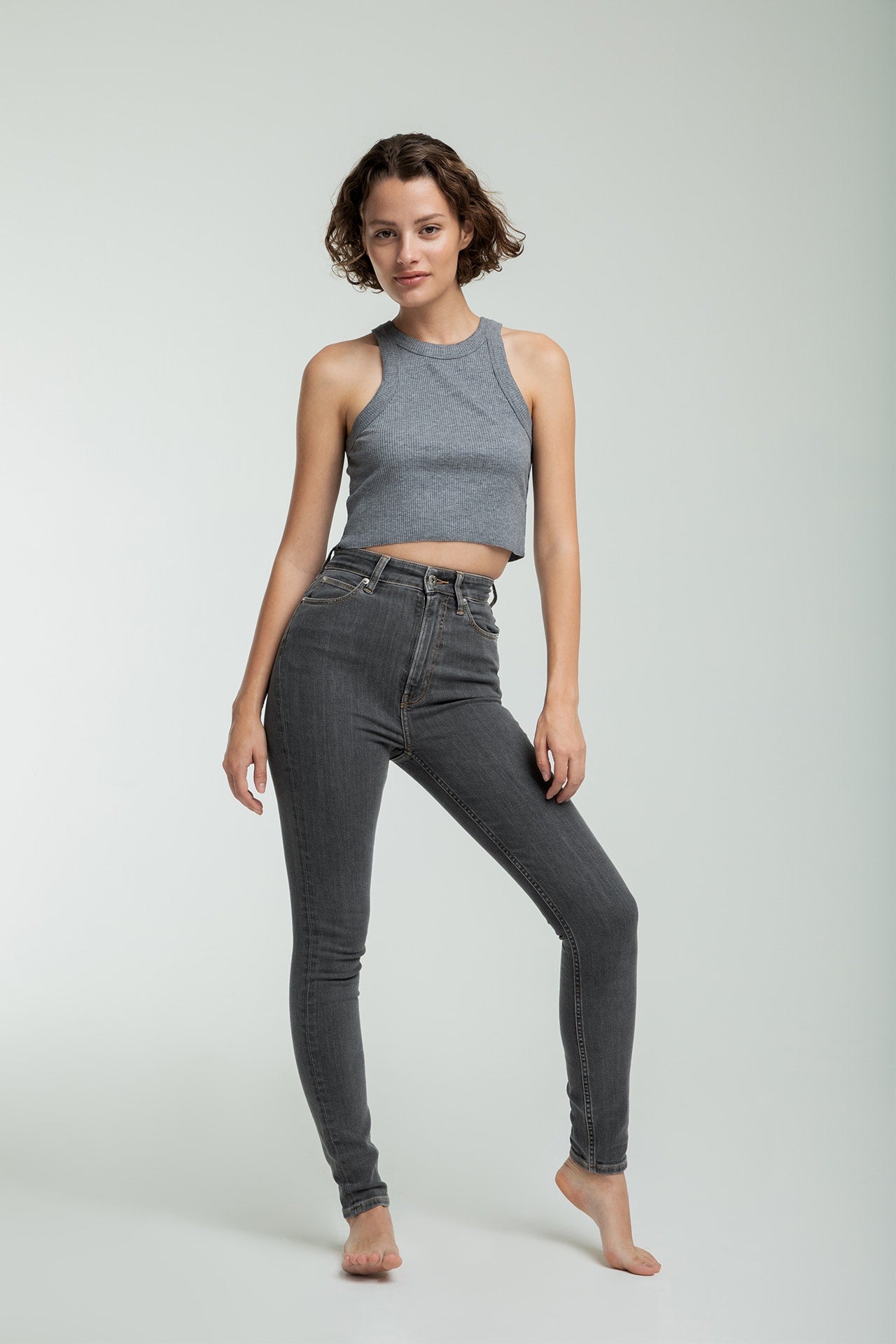 High Rise Skinny - Gray model front 2