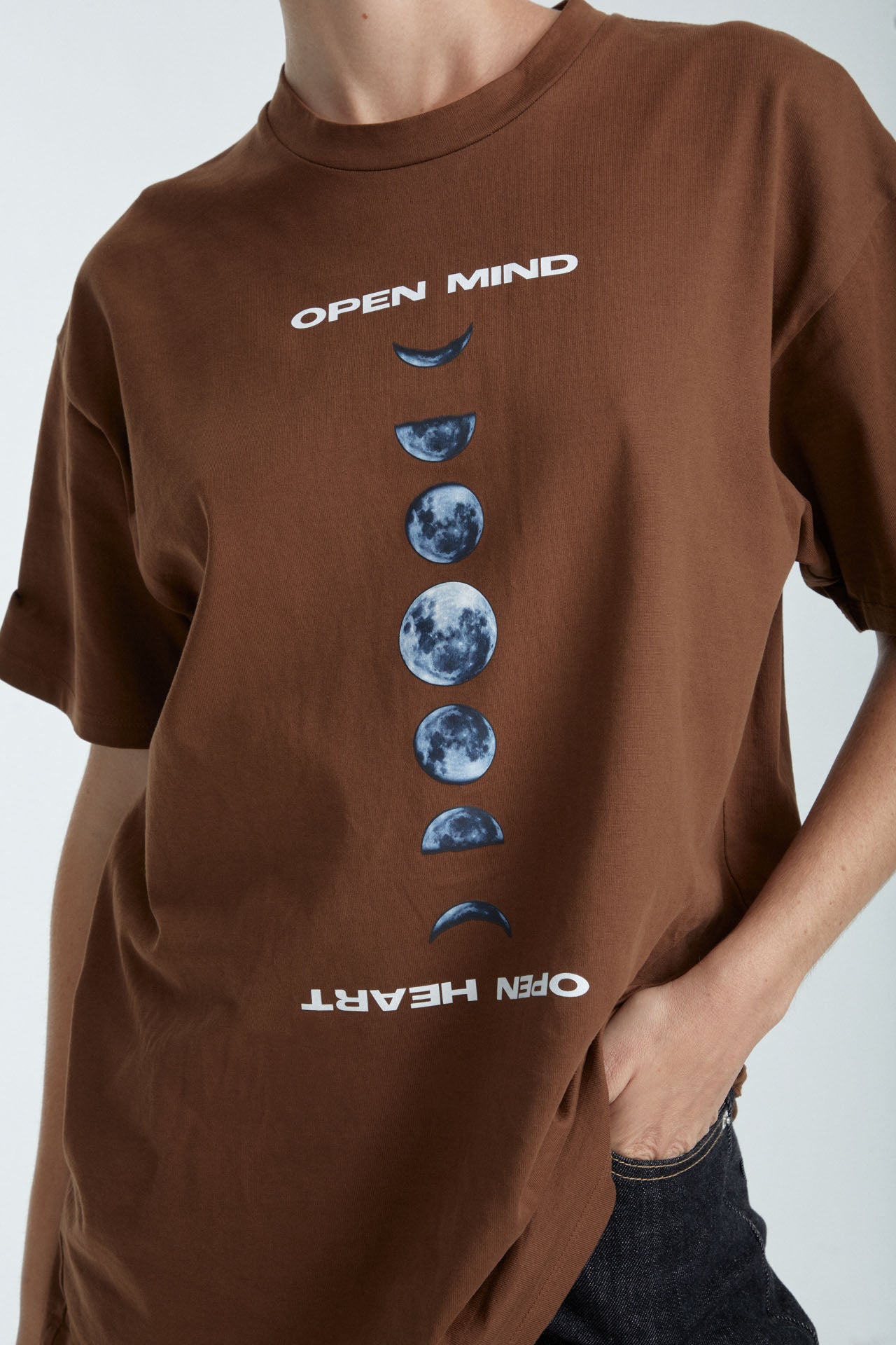 UNISEX "OPEN MIND, OPEN HEART" GRAPHIC TEE