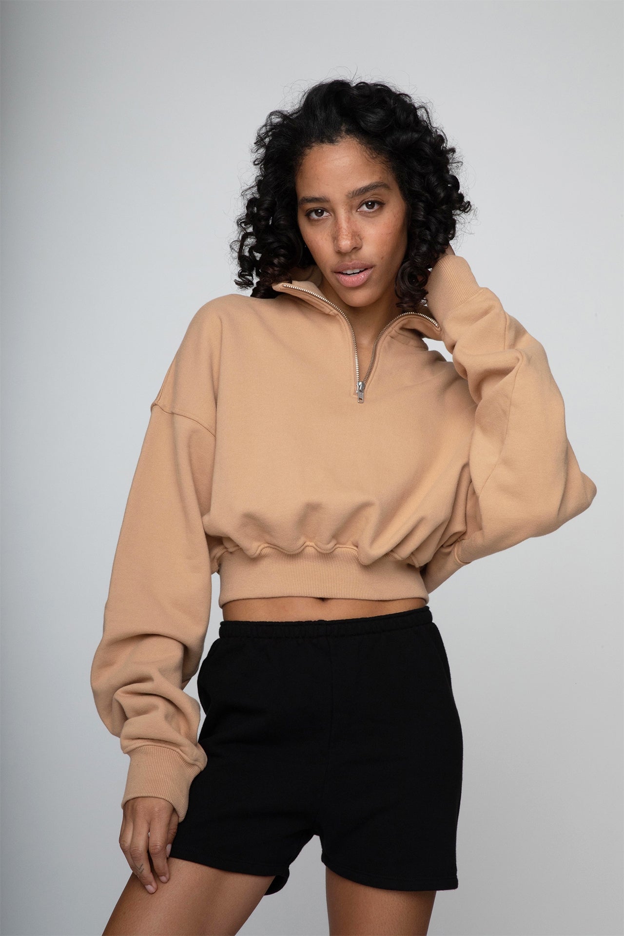 Cropped Half Zip Sweat - Light Brown Model half front