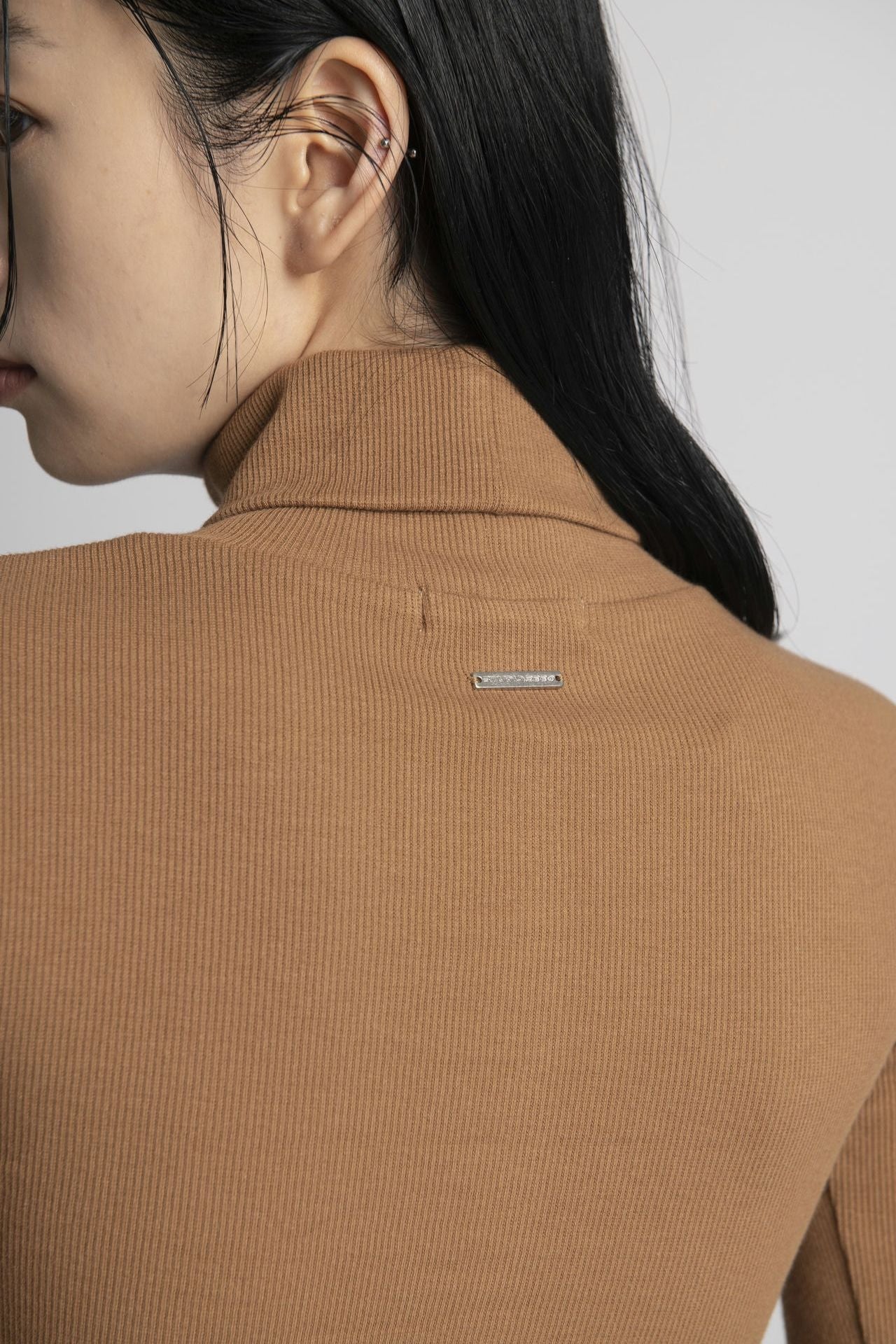 Neo Fitted Turtle Neck